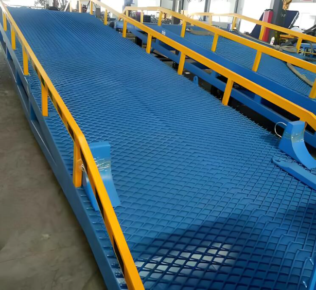 山根镇移动式液压登车桥